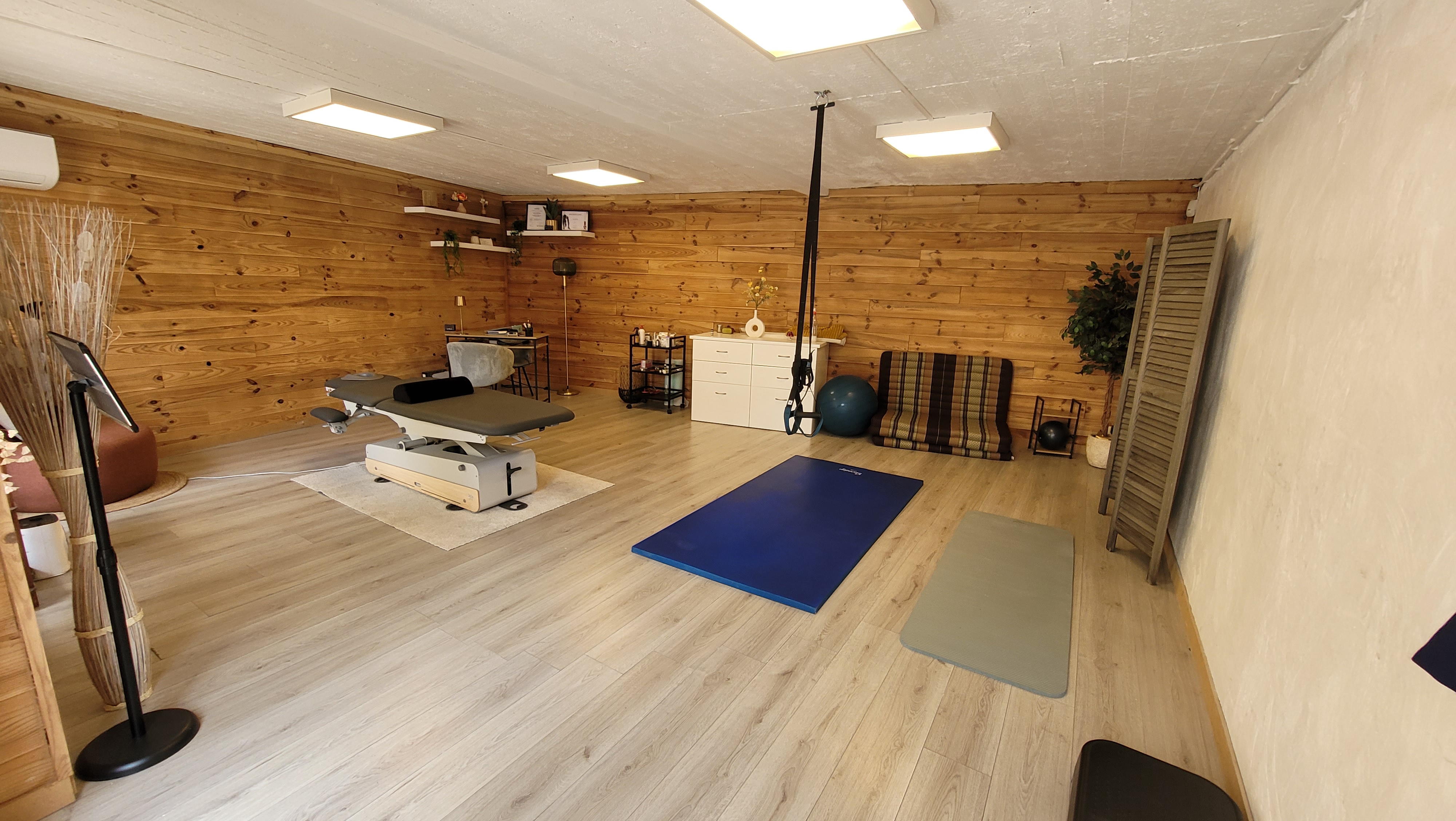 Vue du cabinet professionnel de 32 m² chez BodyMind Fitness à Ghlin